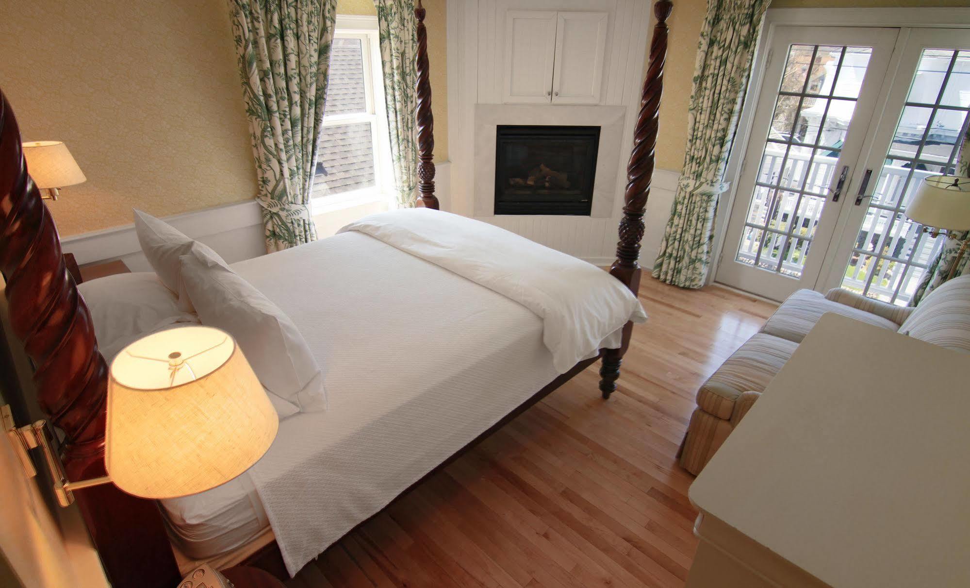 Anchor Inn Beach House Provincetown Exterior foto